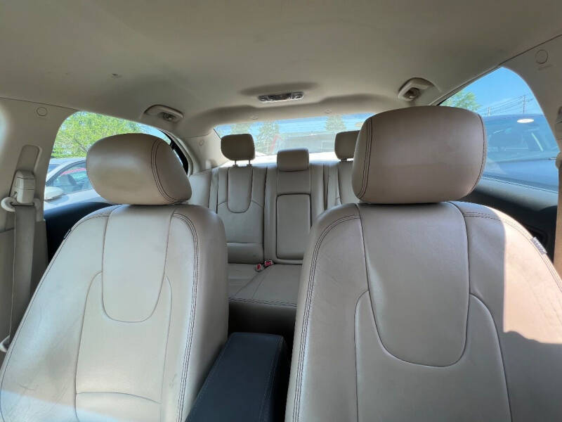 2011 Ford Fusion SEL