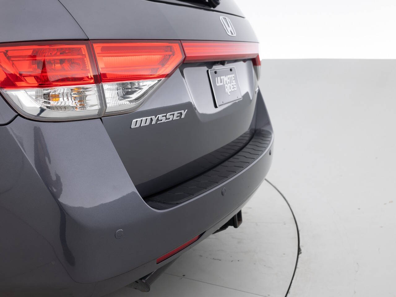 Used Car 2016 Honda Odyssey  Touring Elite 4dr Mini Van For Sale Under $12,000 In Coal City, Illinois