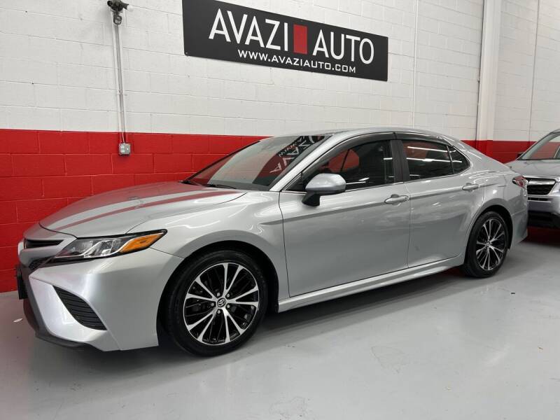 2018 Toyota Camry for sale at AVAZI AUTO GROUP LLC in Gaithersburg MD