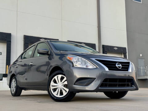 2019 Nissan Versa SV
