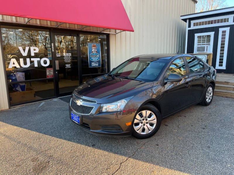 2014 Chevrolet Cruze LS's photo