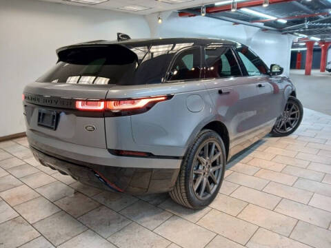 2022 Land Rover Range Rover Velar P250 R-Dynamic S