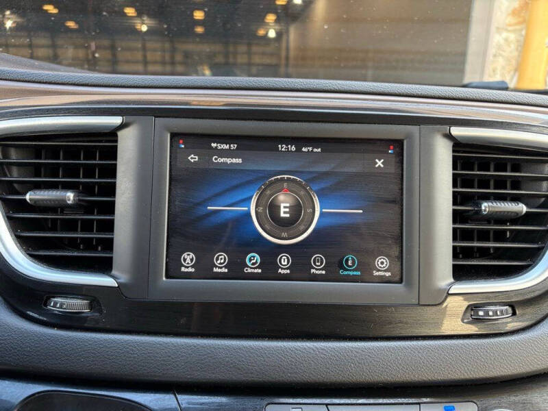 2021 Chrysler Voyager LXi