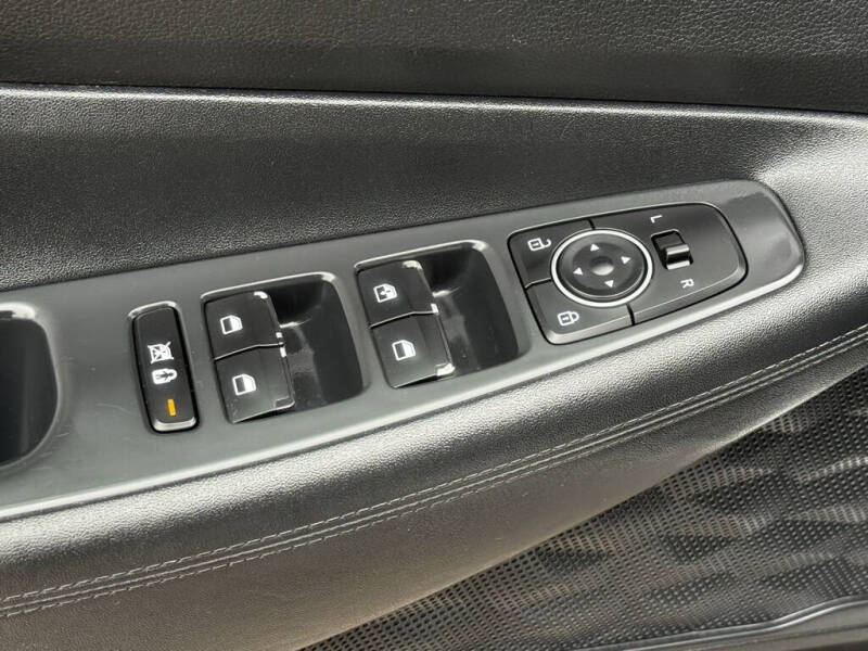 2019 Hyundai Santa Fe SE 2.4L