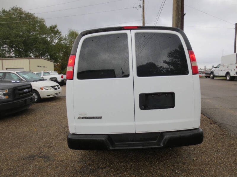 2017 Chevrolet Express LS 3500