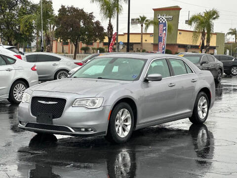 2016 Chrysler 300 for sale at Cars Landing Inc. in Colton CA
