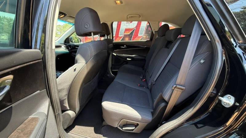 2017 Kia Sorento LX