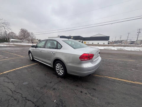 2014 Volkswagen Passat 1.8T Wolfsburg Edition PZEV