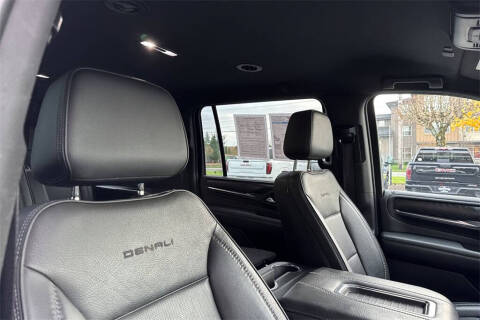 2022 GMC Yukon XL Denali