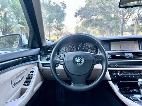 2012 BMW 5 Series 528i