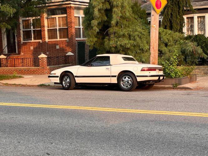1990 Buick Reatta