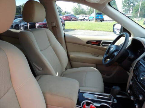 2017 Nissan Pathfinder S