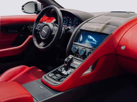 2024 Jaguar F-TYPE P575 R75