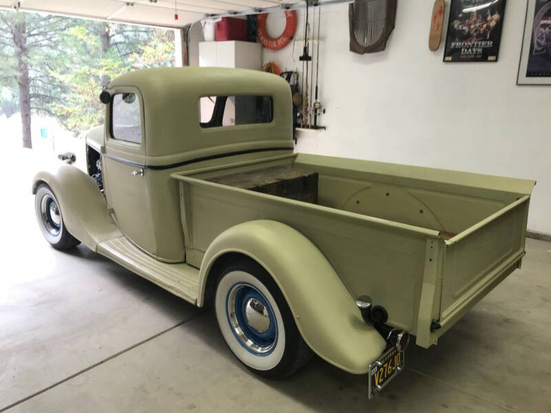 1936 Ford Model 67