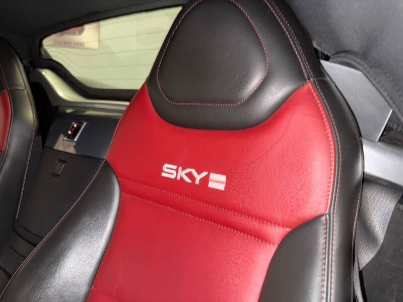 2008 Saturn SKY Red Line