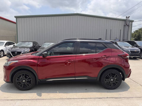 2021 Nissan Kicks SR