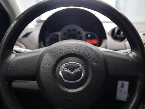 2011 Mazda MAZDA2 Touring