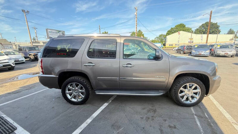 2012 GMC Yukon Denali