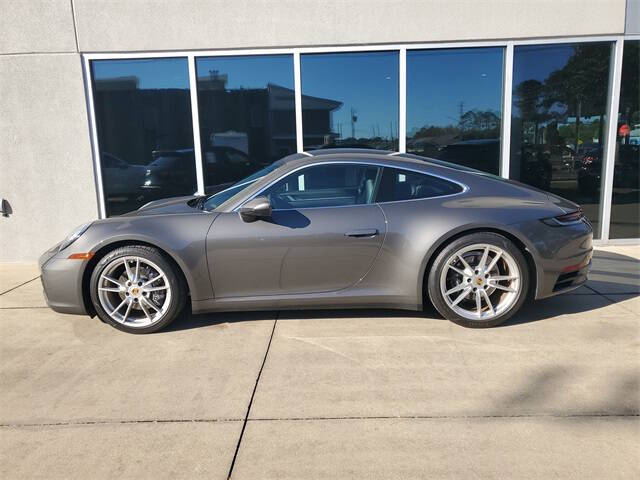 2021 Porsche 911 Carrera