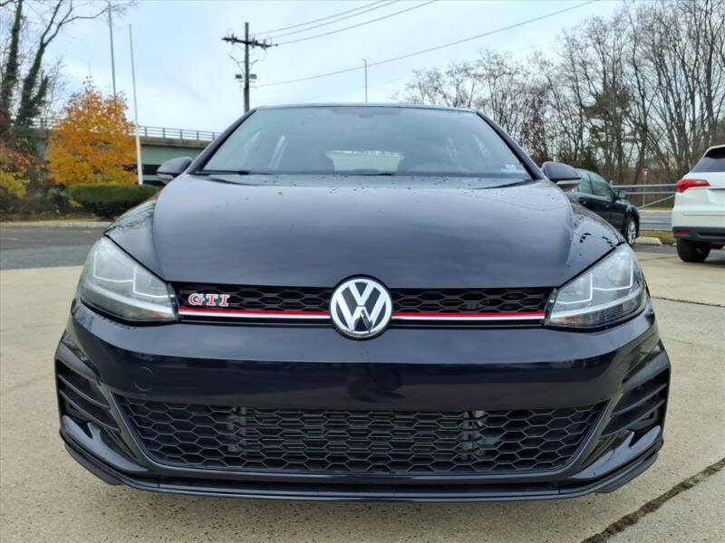 2019 Volkswagen Golf GTI S
