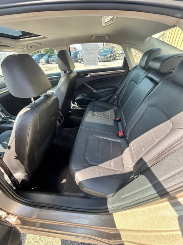 2016 Volkswagen Passat