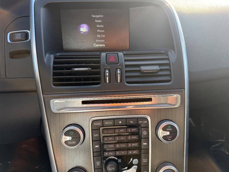 2016 Volvo XC60 T5 Drive-E Premier