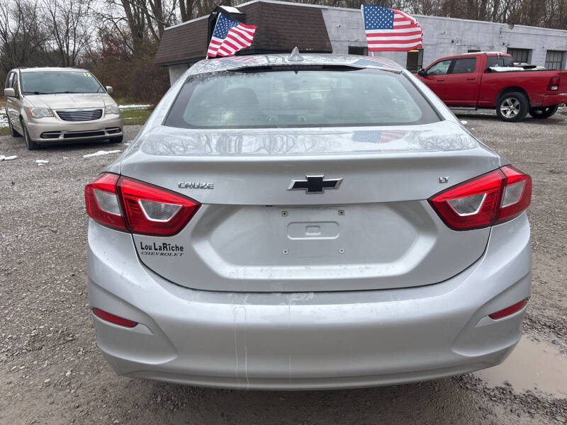 2017 Chevrolet Cruze LT Auto