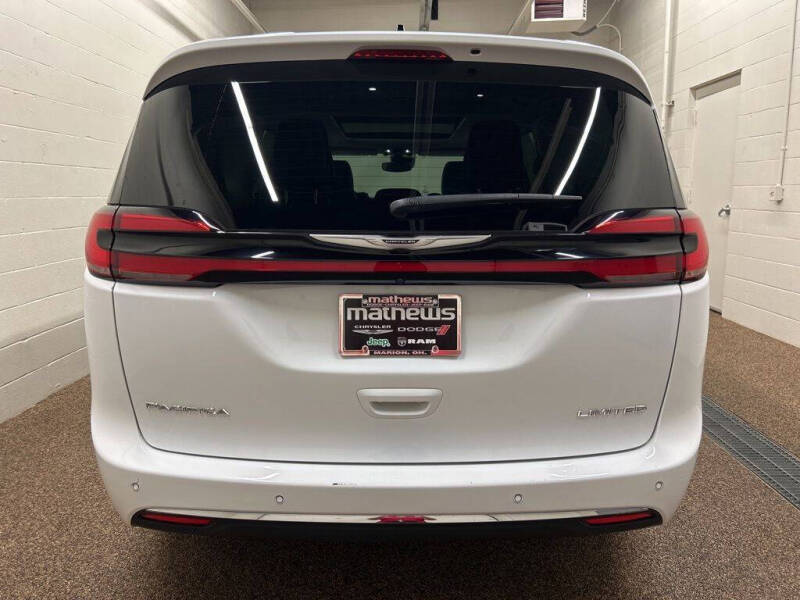 2024 Chrysler Pacifica Limited