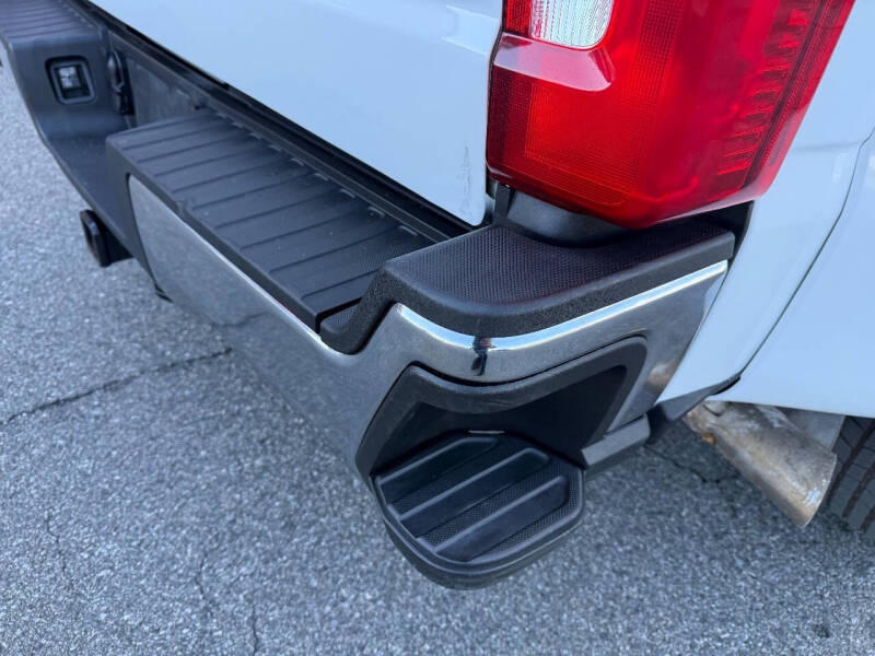 2025 Ford F-350 Super Duty XLT