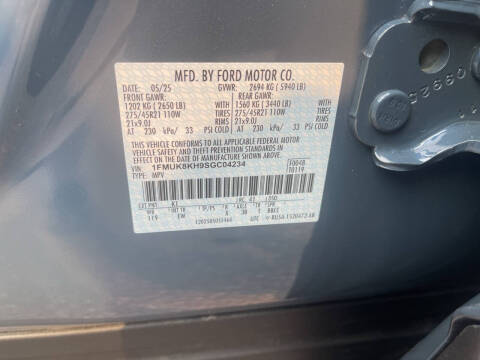 2025 Ford Explorer ST-Line