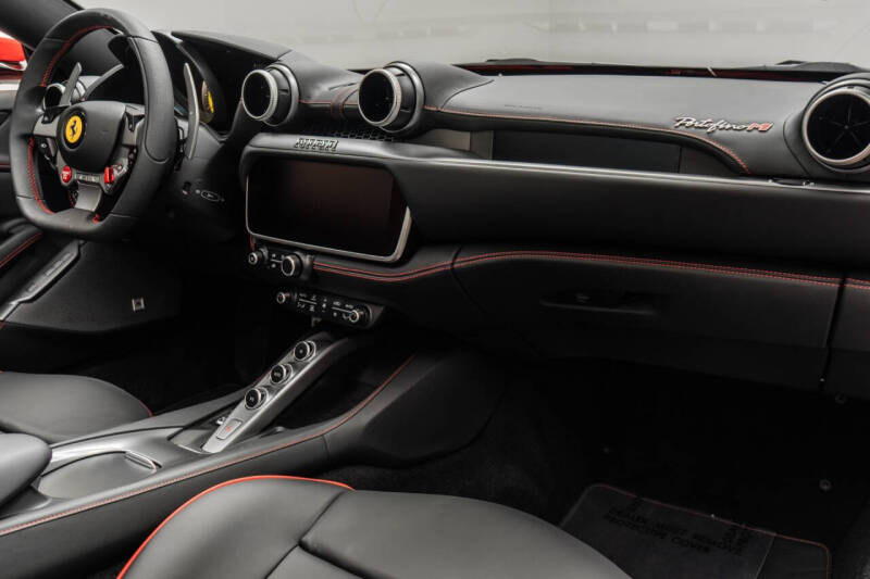 2023 Ferrari Portofino M