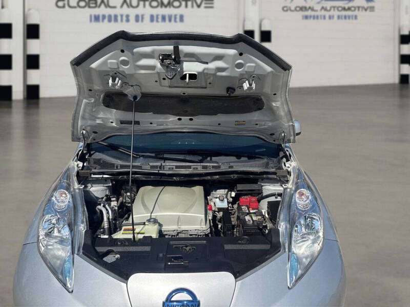 2017 Nissan LEAF SV