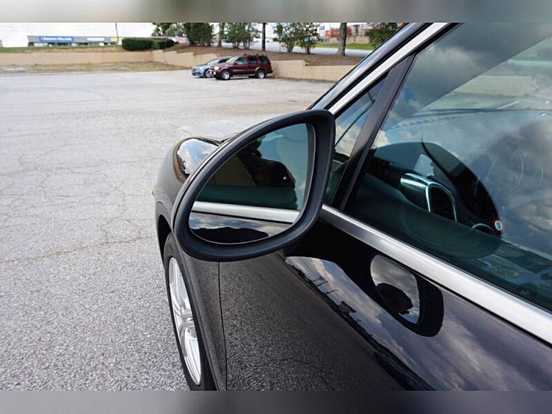 2014 Porsche Cayenne Platinum