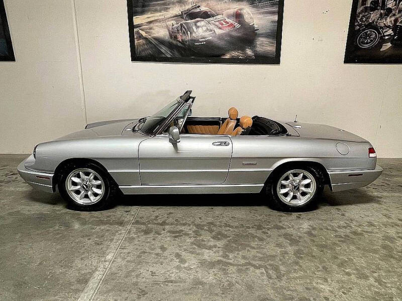 1991 Alfa Romeo Spider Veloce