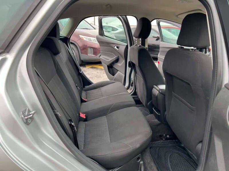 2017 Ford Focus SE