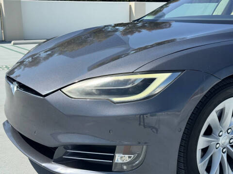 2017 Tesla Model S