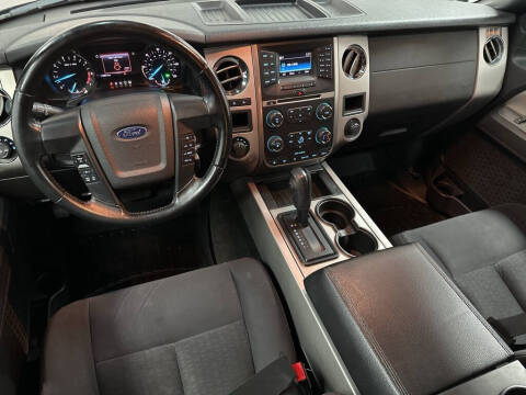 2017 Ford Expedition EL XLT