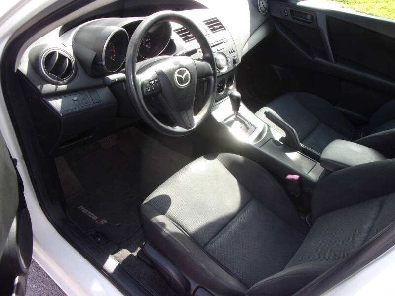 Image 6 of 2011 Mazda MAZDA3 i Sport