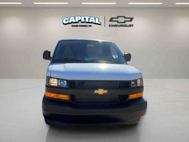 2025 Chevrolet Express 2500