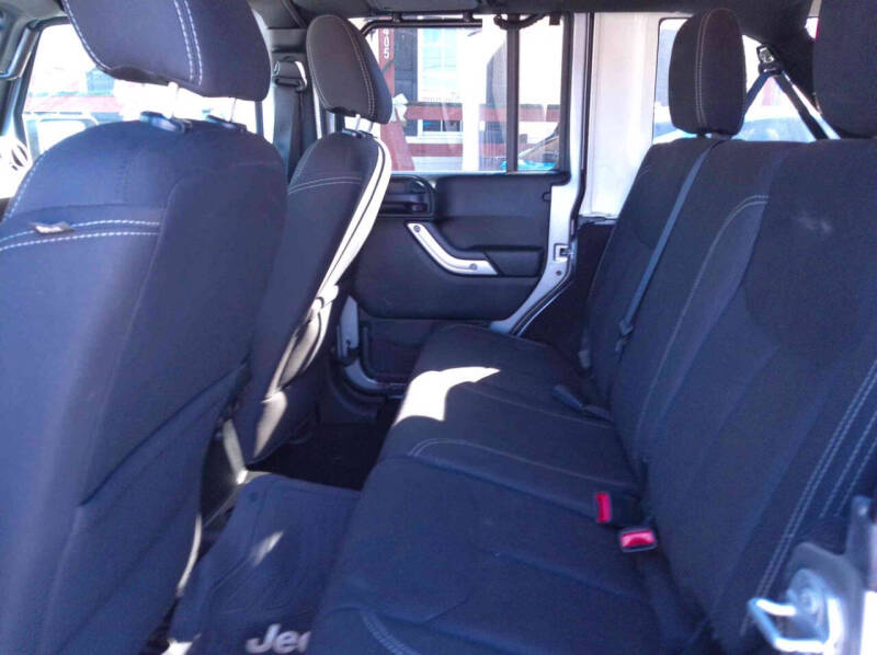 2018 Jeep Wrangler JK Unlimited Sahara