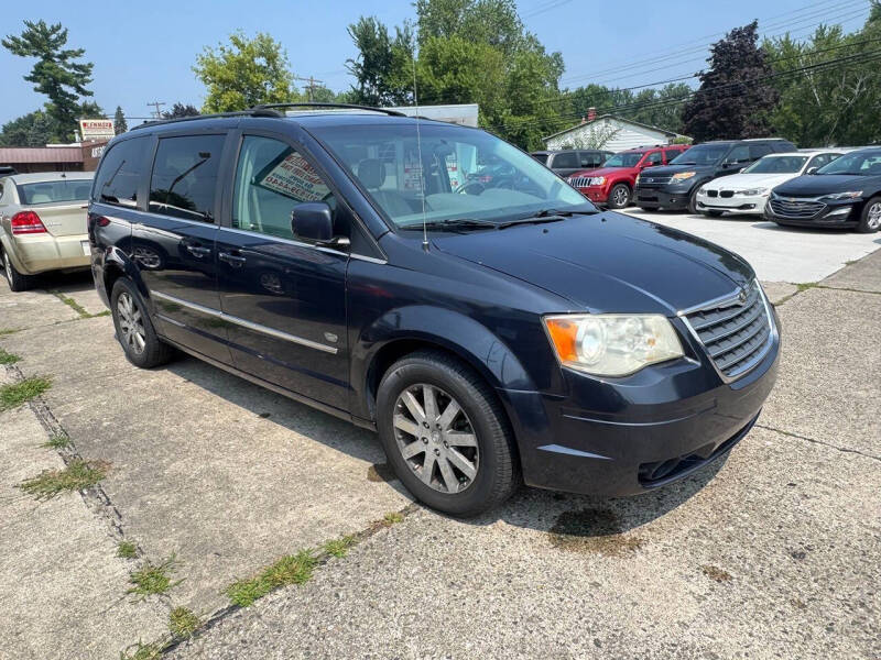 2009 Chrysler Town and Country Touring