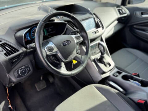 2014 Ford C-MAX Hybrid SE