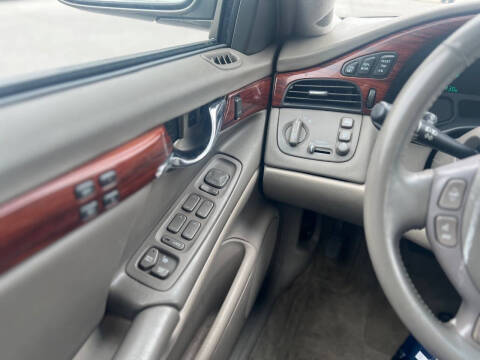 2002 Cadillac DeVille
