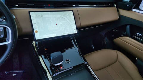 2024 Land Rover Range Rover Sport P360 SE