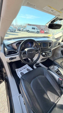 2018 Chrysler Pacifica Touring L