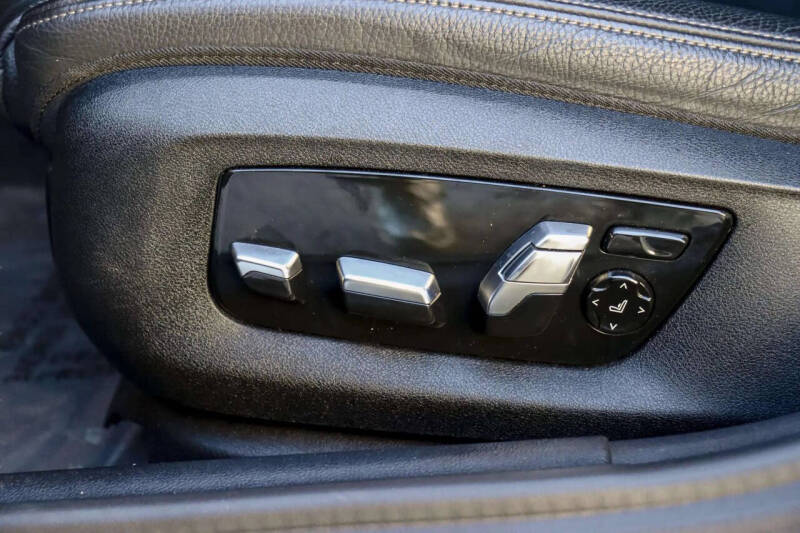 2021 BMW 5 Series M550i xDrive