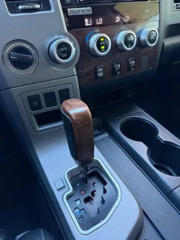 2013 Toyota Tundra Platinum