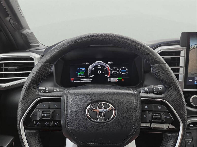 2023 Toyota Sequoia SR5