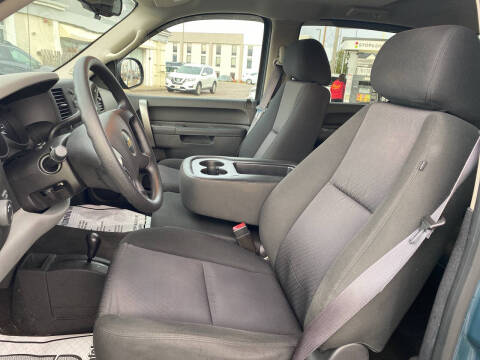 2013 Chevrolet Silverado 1500 LS