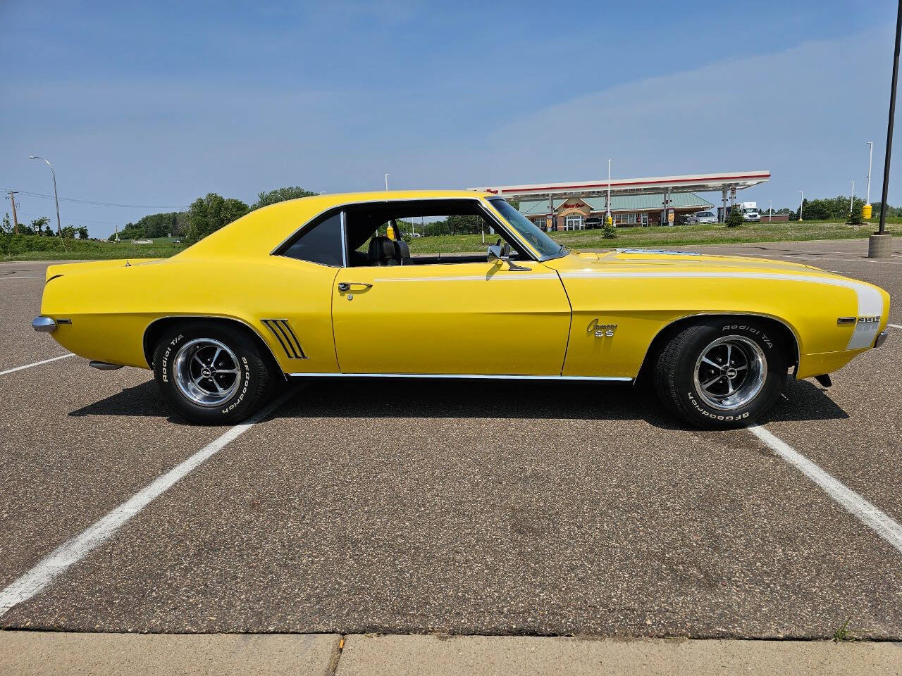1969 Chevrolet Camaro 2